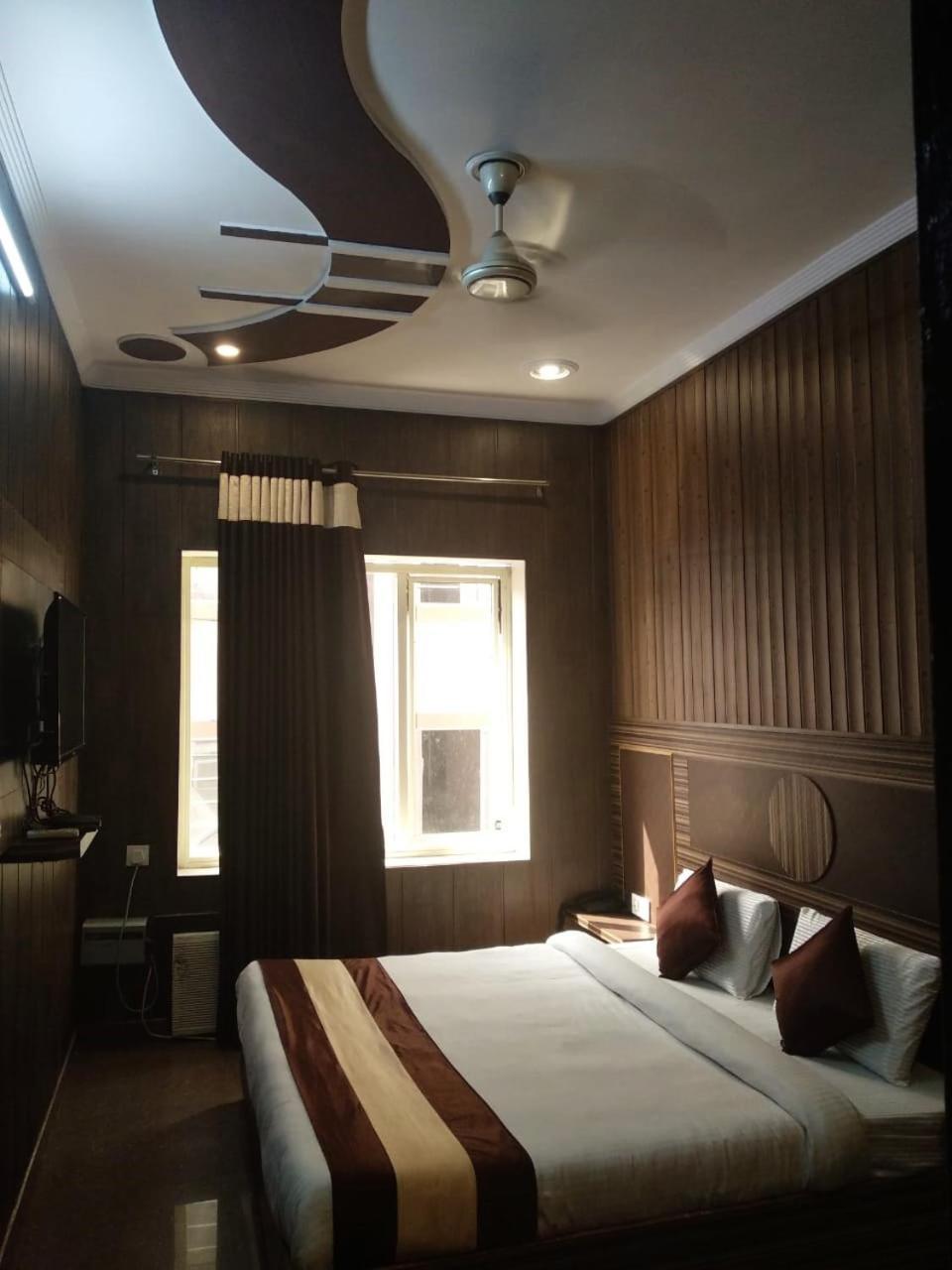 Grg Pardesi Hotel Haridwār Exterior photo